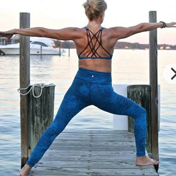 lululemon athletica Pants - Lululemon Wunder Under III Hi-Rise Tight 28" Size 8